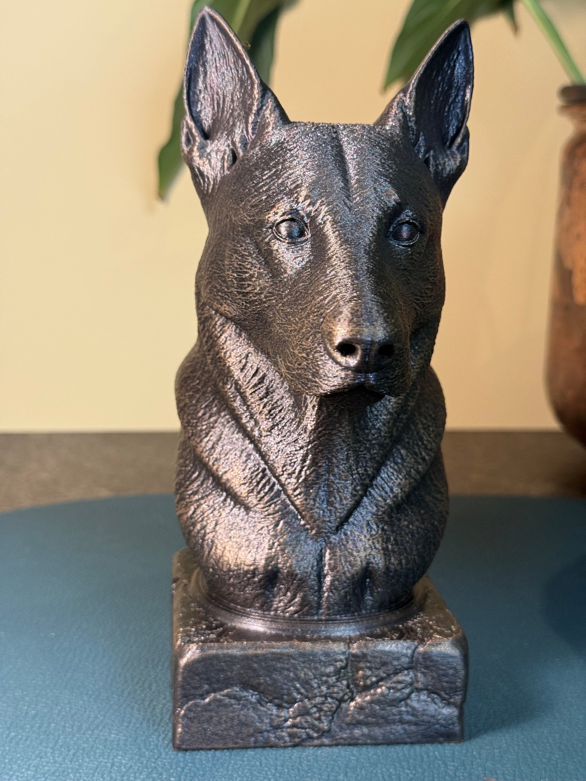Belgian Malinois antique bust – hand-painted 3D print dog statue collectible decor