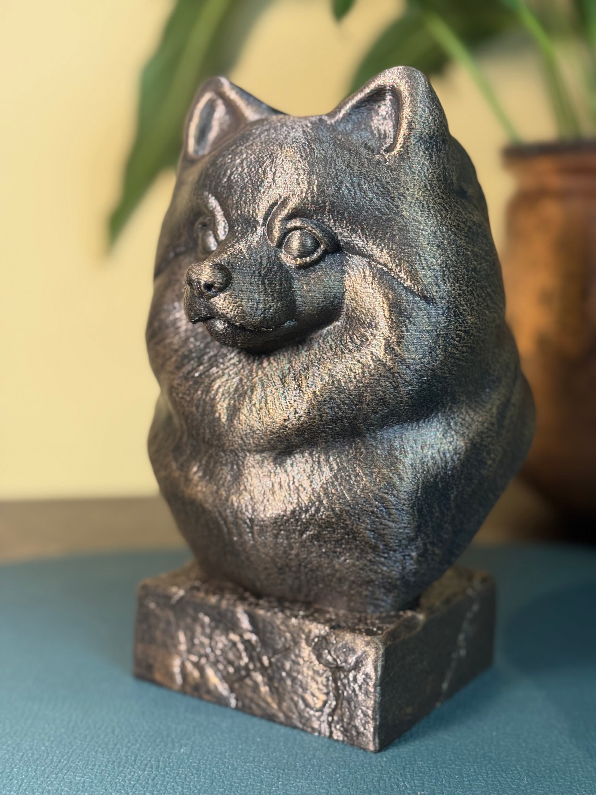 Pomeranian side view antique style bust – Pomeranian 3D printed dog statue home decor